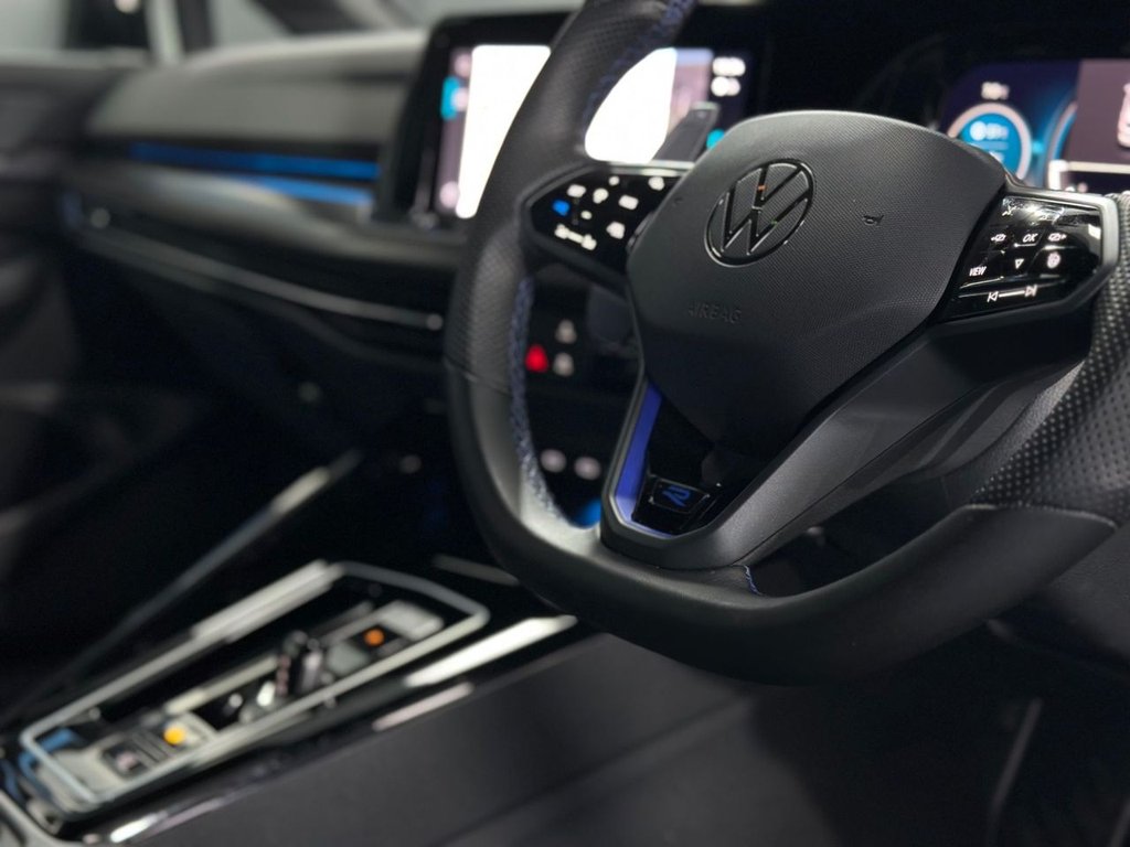 Used Volkswagen Golf 2023 for sale - 77394433: Photo 23