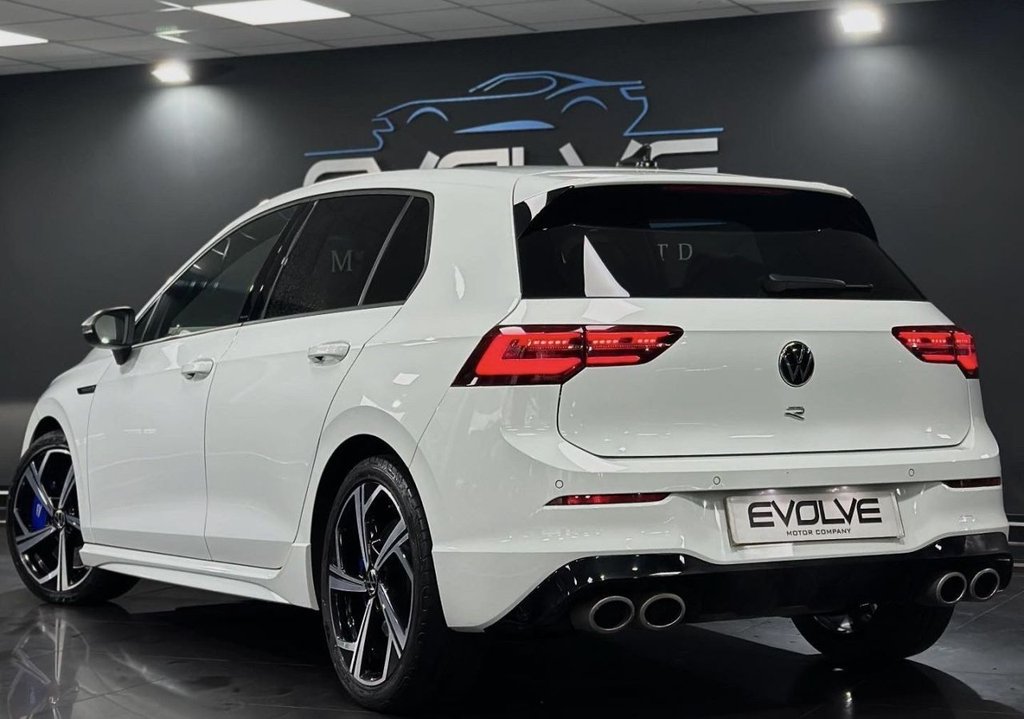 Used Volkswagen Golf 2021 for sale - 76547047: Photo 2