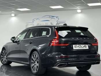 Used Volvo V60 2018 for sale - 75122252: Photo