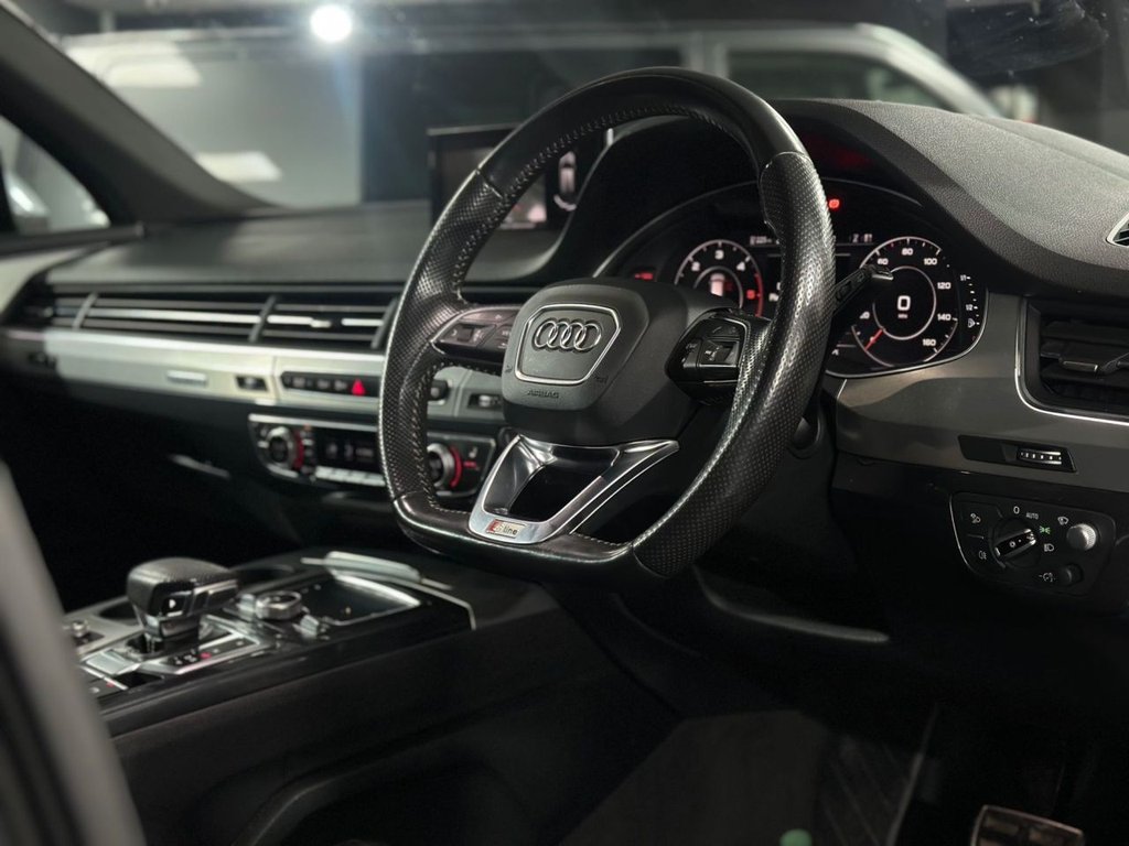Used Audi Q7 2017 for sale - 76950624: Photo 15