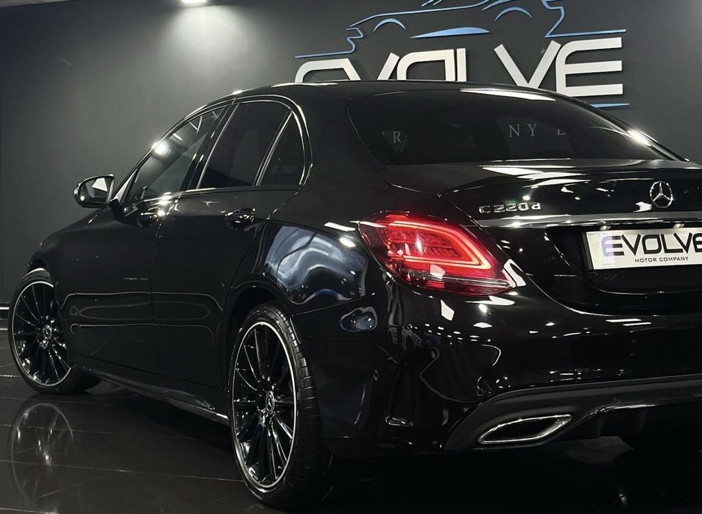 Used Mercedes-Benz C Class 2020 for sale - 76910512: Photo 9