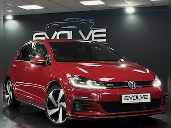 Volkswagen - Golf