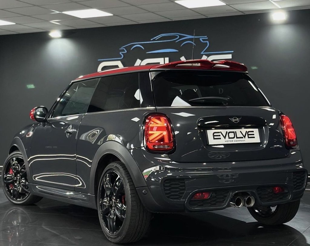 Used MINI Hatch 2019 for sale - 76172962: Photo 2