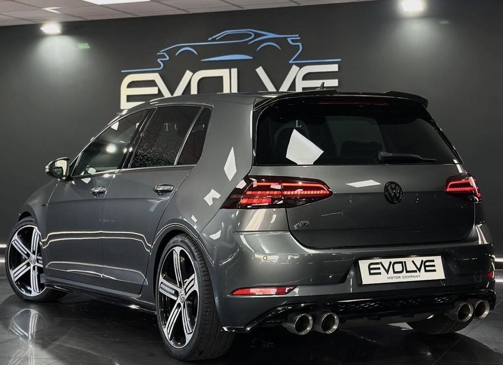 Used Volkswagen Golf 2019 for sale - 76367683: Photo 2