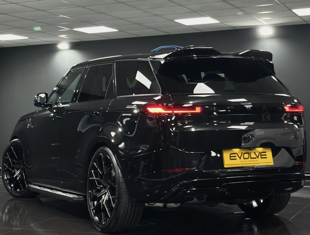 Used Land Rover Range Rover Sport 2025 for sale - 76703764: Photo 2