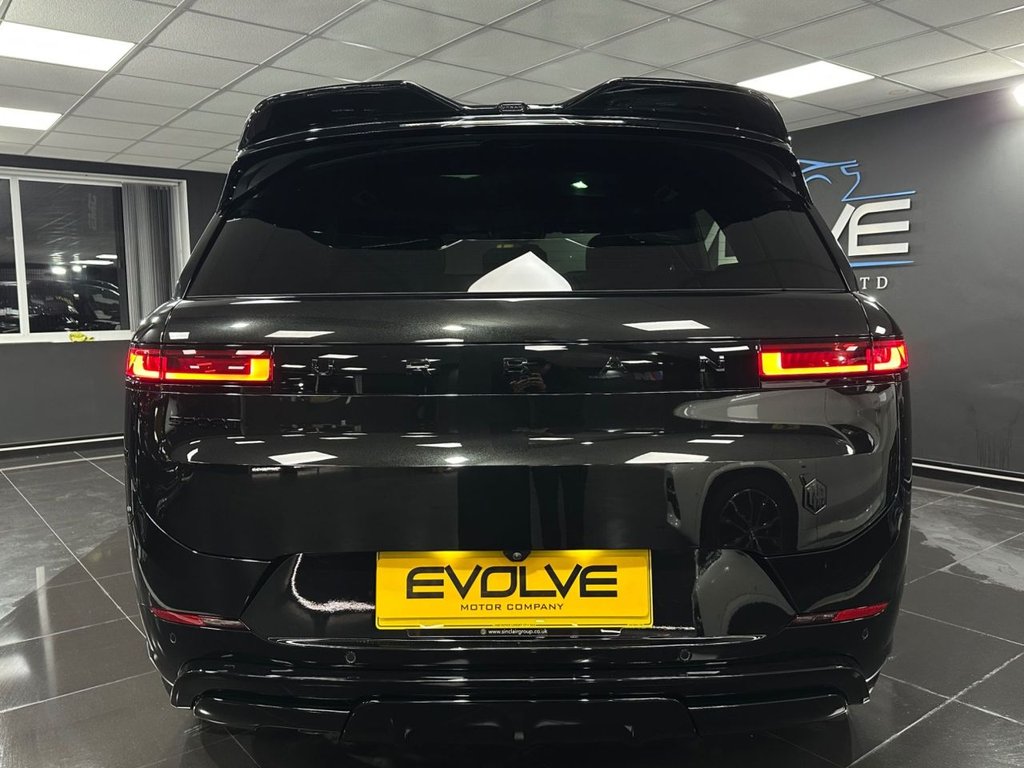 Used Land Rover Range Rover Sport 2025 for sale - 76703764: Photo 5