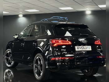 Used Audi Q5 2019 for sale - 77600198: Photo