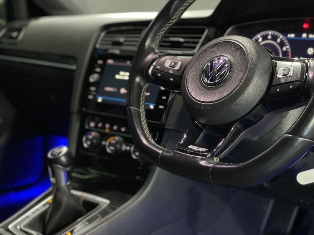 Used Volkswagen Golf 2018 for sale - 77096703: Photo 21