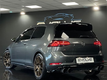 Used Volkswagen Golf 2018 for sale - 77096703: Photo