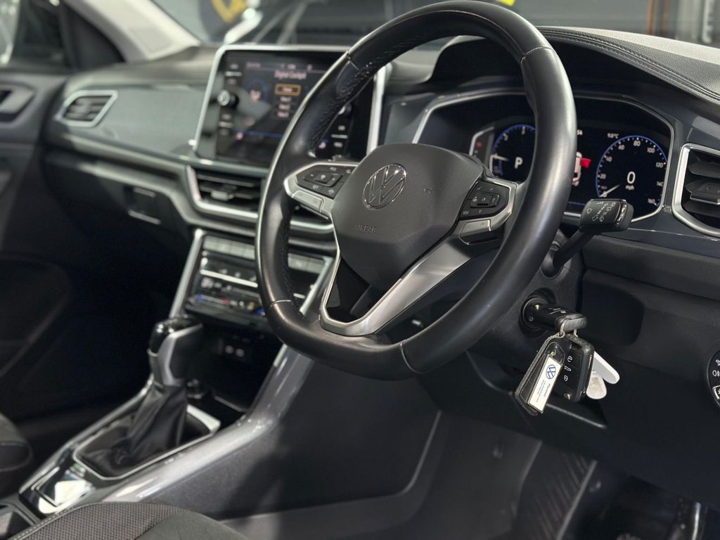 Used Volkswagen T-Roc 2022 for sale - 78068685: Photo 16