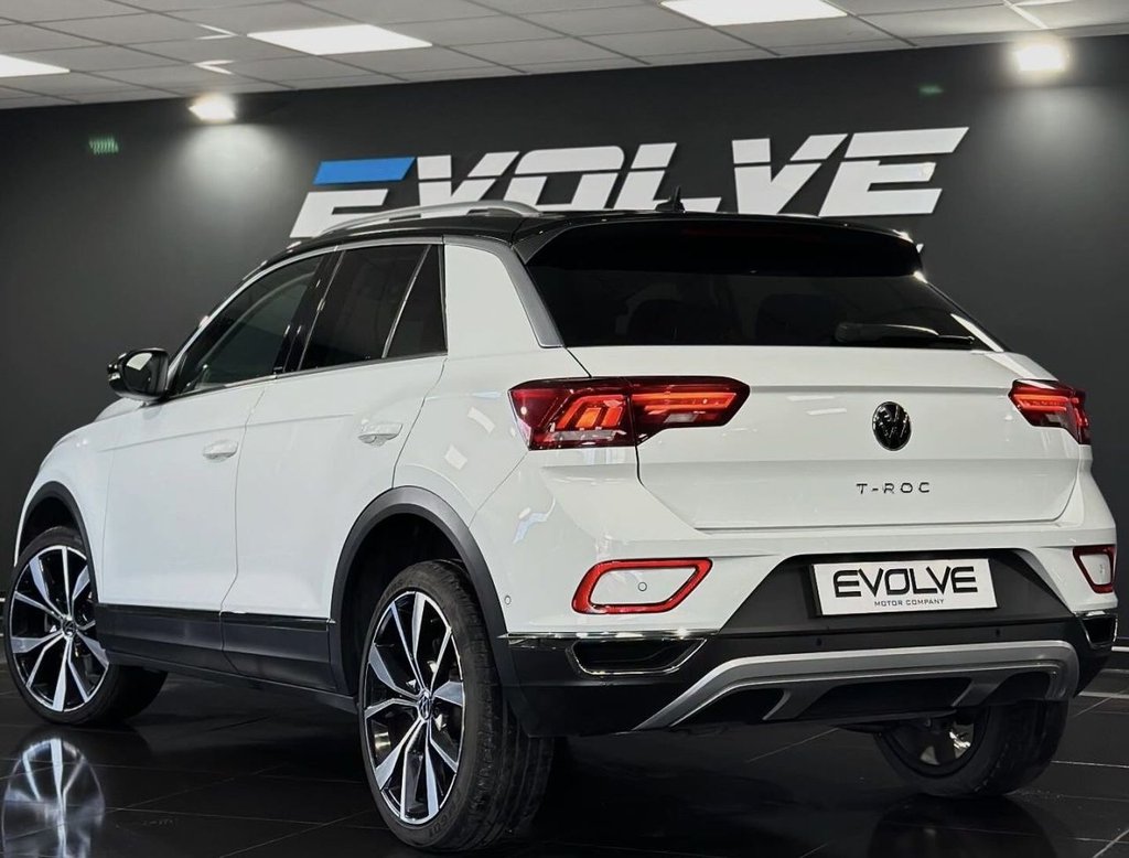 Used Volkswagen T-Roc 2022 for sale - 78068685: Photo 2