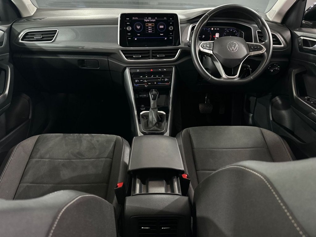 Used Volkswagen T-Roc 2022 for sale - 78068685: Photo 3