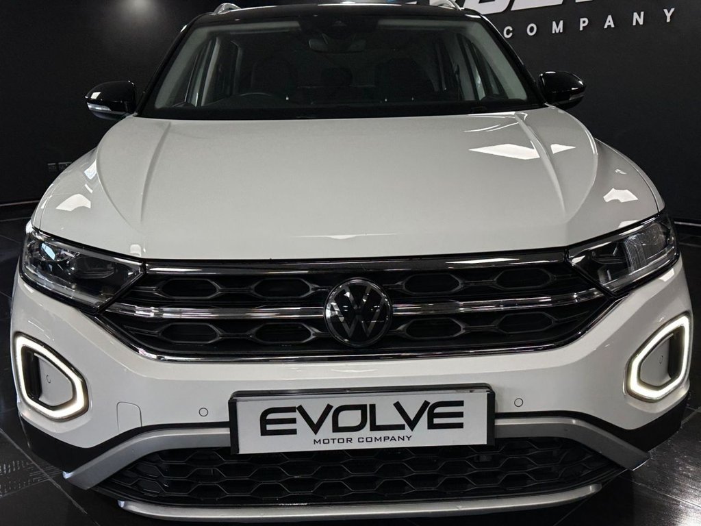 Used Volkswagen T-Roc 2022 for sale - 78068685: Photo 4