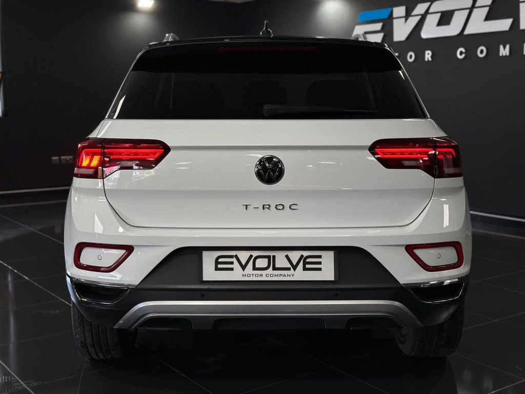 Used Volkswagen T-Roc 2022 for sale - 78068685: Photo 5