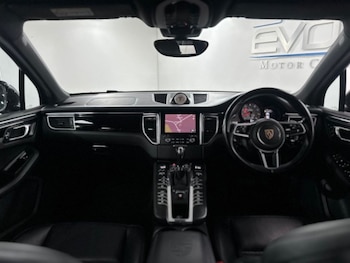 Used Porsche Macan 2017 for sale - 75515778: Photo