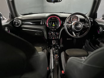Used MINI Hatch 2018 for sale - 79363640: Photo