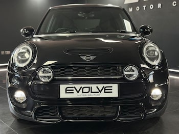 Used MINI Hatch 2018 for sale - 79363640: Photo