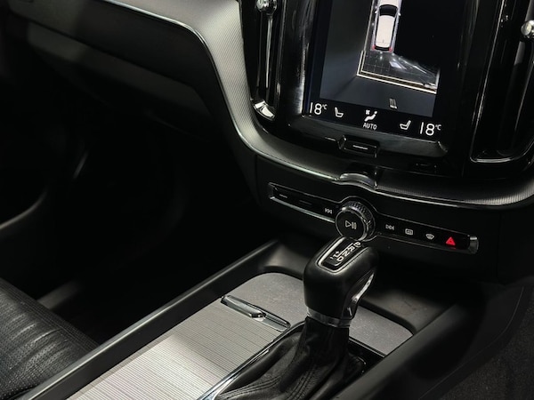 Used Volvo XC60 2018 for sale - 76190875: Photo 13