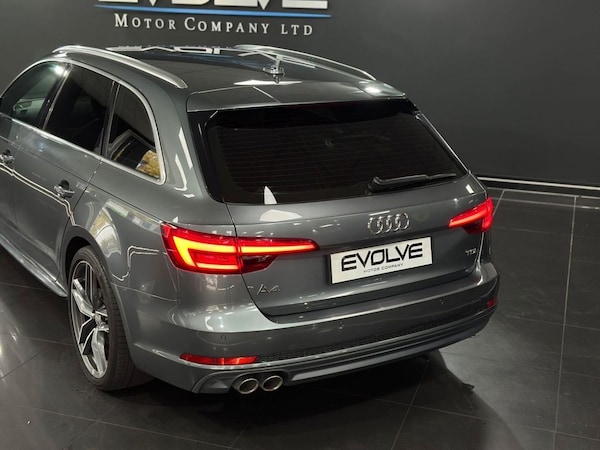 Used Audi A4 Avant 2017 for sale - 76228984: Photo 13