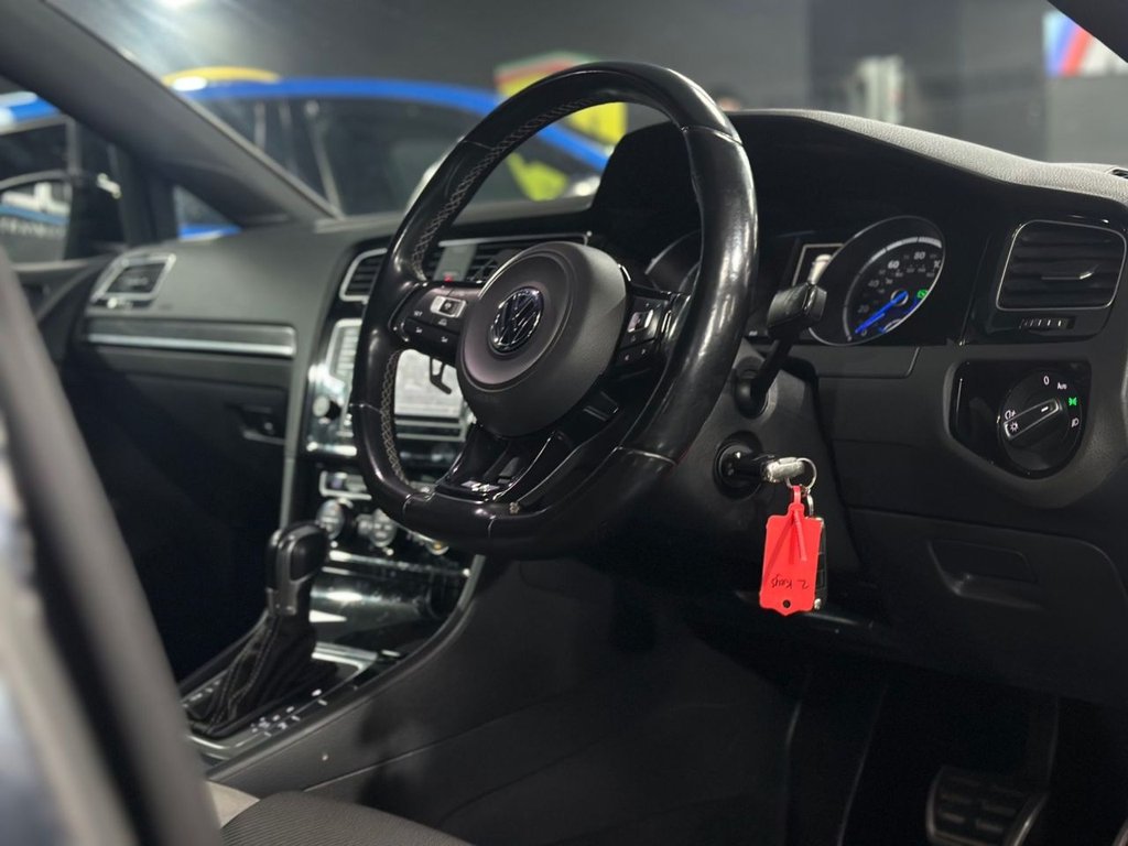 Used Volkswagen Golf 2015 for sale - 77593782: Photo 17