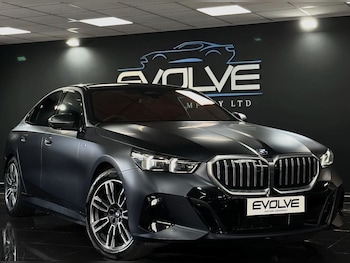 2024 (24) - 2.0 520i MHT M Sport Saloon 4dr Petrol Hybrid Steptronic Euro 6 (s/s) (208