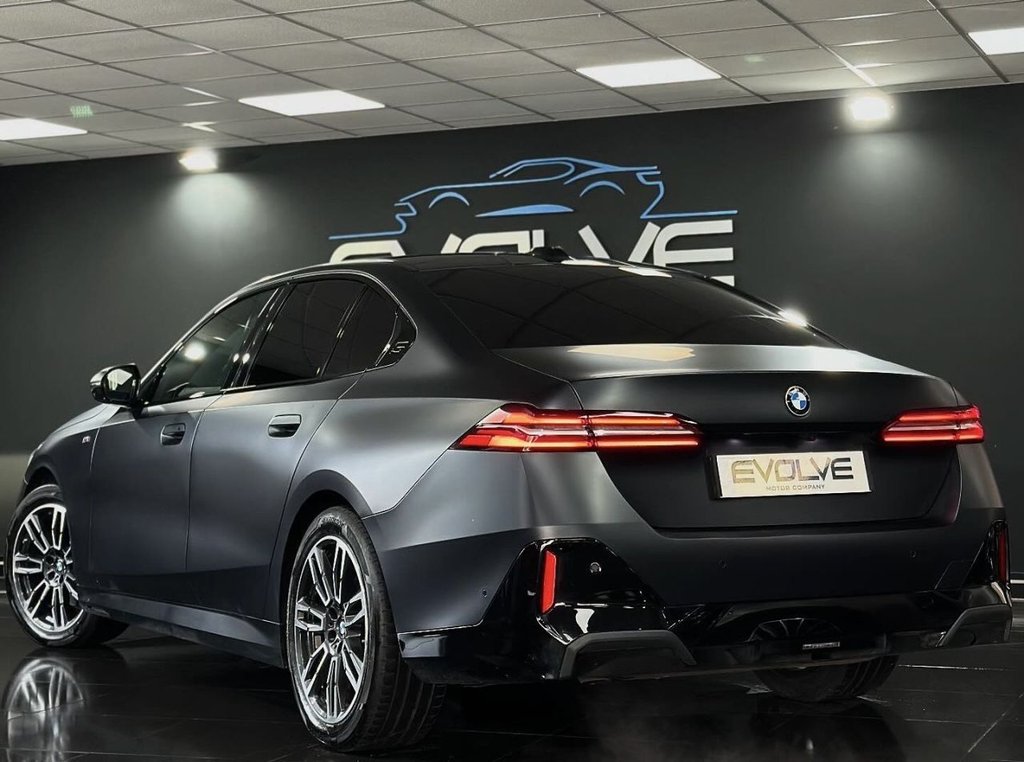 Used BMW 5 Series 2024 for sale - 77558157: Photo 2