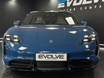 Used Porsche Taycan 2021 for sale - 79518033: Photo
