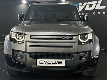 Used Land Rover Defender 2024 for sale - 79384770: Photo