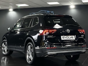Used Volkswagen Tiguan Allspace 2018 for sale - 77167265: Photo