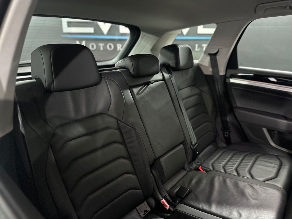 Used Volkswagen Touareg 2019 for sale - 76909873: Photo 17