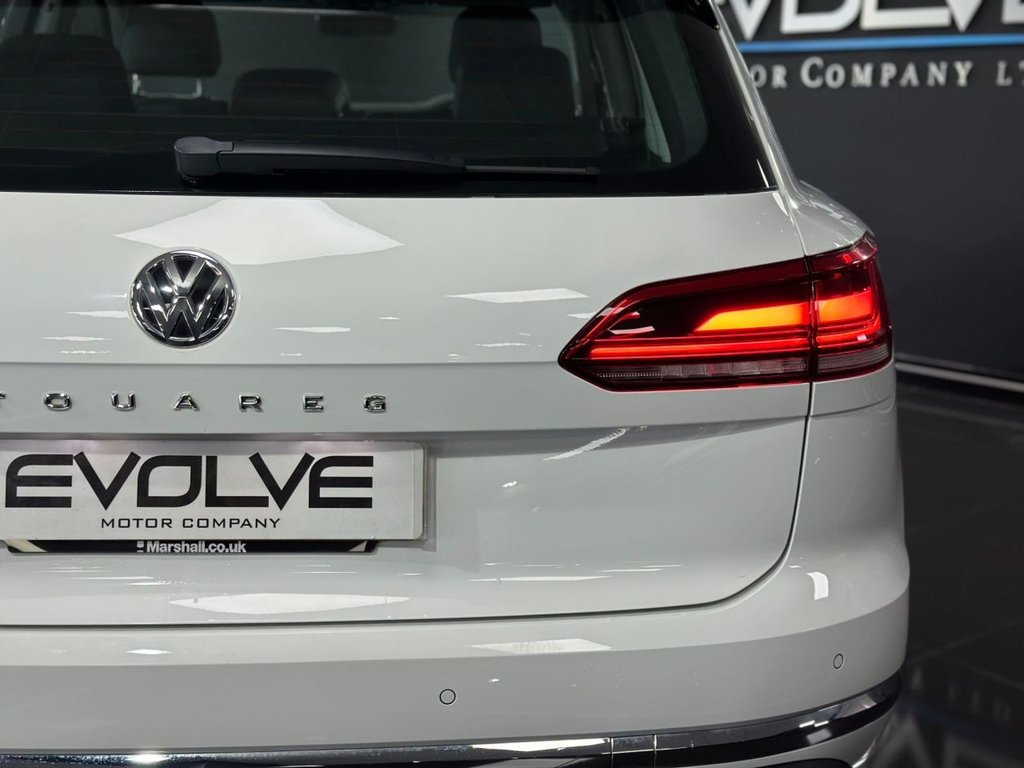 Used Volkswagen Touareg 2019 for sale - 76909873: Photo 6