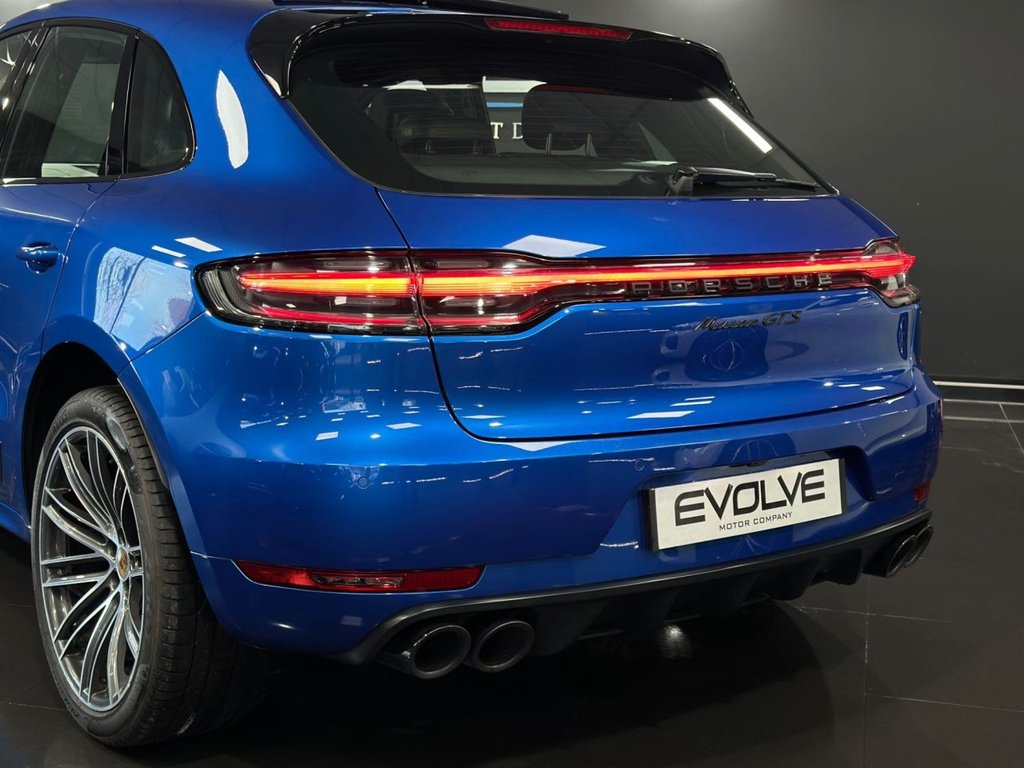 Used Porsche Macan 2020 for sale - 77437027: Photo 29