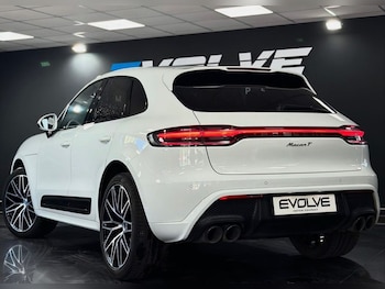 Used Porsche Macan 2023 for sale - 79186648: Photo