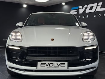 Used Porsche Macan 2023 for sale - 79186648: Photo