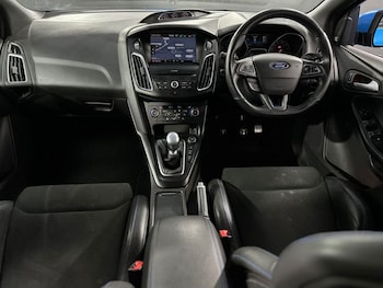 Used Ford Focus 2016 for sale - 75801613: Photo