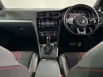 Used Volkswagen Golf 2019 for sale - 75119291: Photo