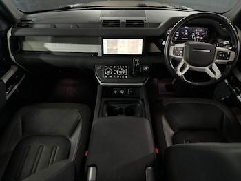 Used Land Rover Defender 2020 for sale - 79466084: Photo