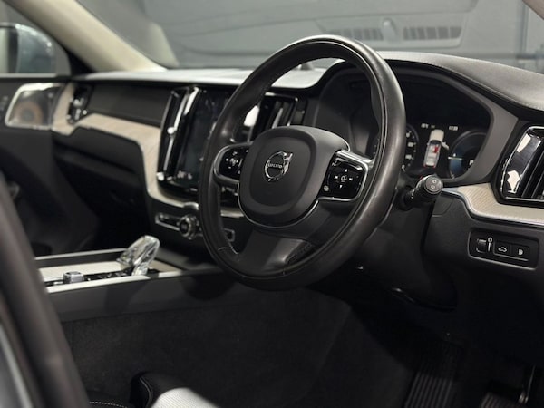 Used Volvo XC60 2020 for sale - 76261313: Photo 17