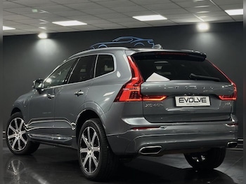 Used Volvo XC60 2020 for sale - 76261313: Photo 2