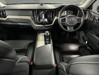 Used Volvo XC60 2020 for sale - 76261313: Photo 3
