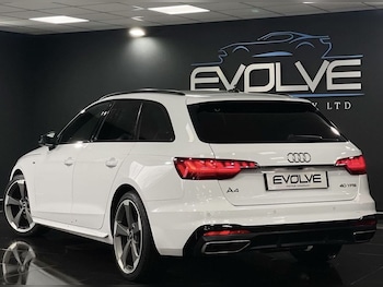 Used Audi A4 Avant 2021 for sale - 77557877: Photo