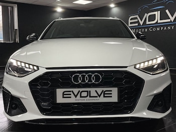 Used Audi A4 Avant 2021 for sale - 77557877: Photo