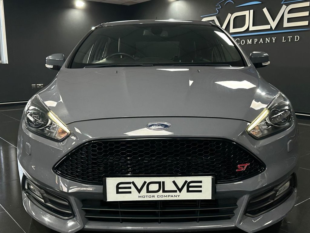 Used Ford Focus 2018 for sale - 77327616: Photo 4