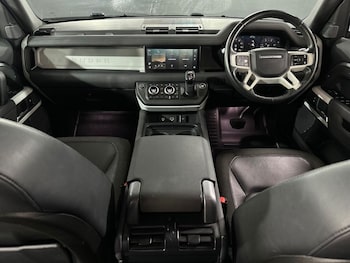 Used Land Rover Defender 2020 for sale - 79305601: Photo