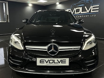 Used Mercedes-Benz C Class 2018 for sale - 77140131: Photo