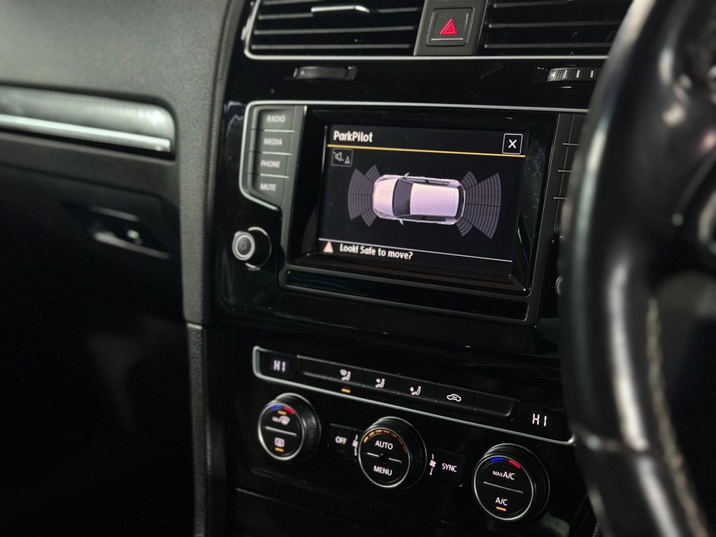 Used Volkswagen Golf 2015 for sale - 77164112: Photo 23