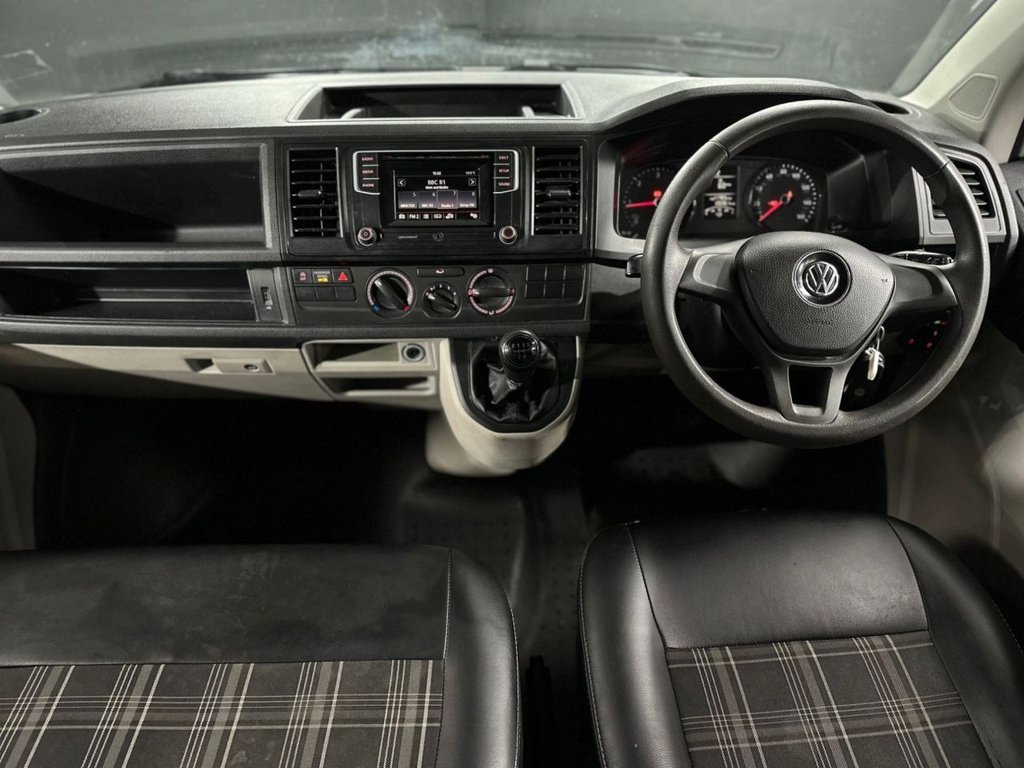 Used Volkswagen Transporter 2016 for sale - 76888619: Photo 3