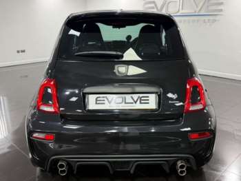 Used Abarth 695 2024 for sale - 75119332: Photo