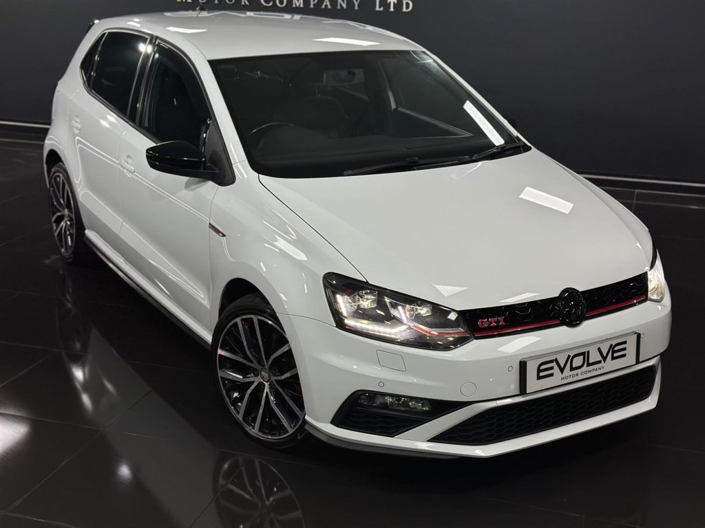 Used Volkswagen Polo 2016 for sale - 76496258: Photo 10