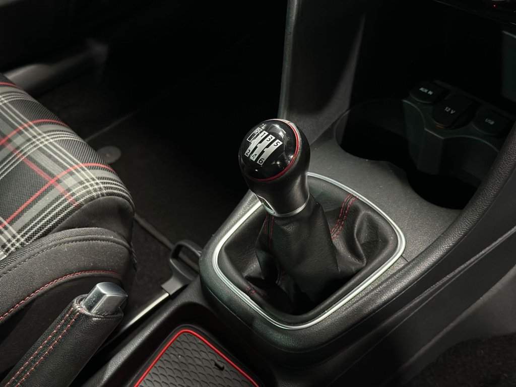 Used Volkswagen Polo 2016 for sale - 76496258: Photo 21